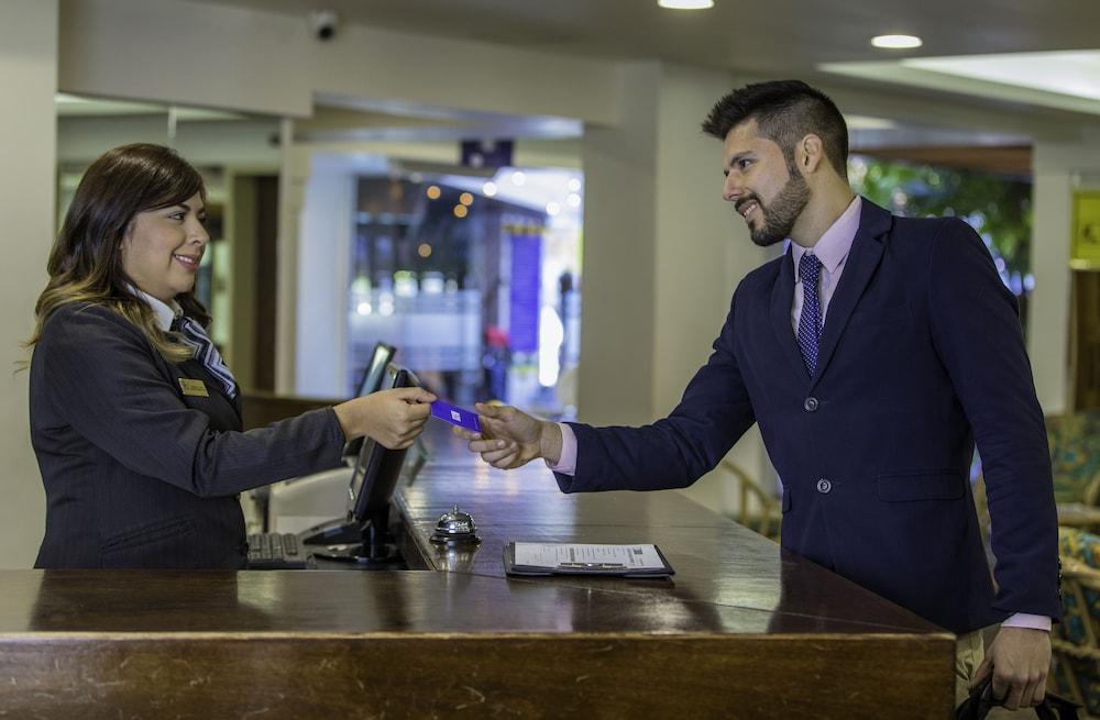 San Nicolas Hotel Casino Ensenada Eksteriør billede